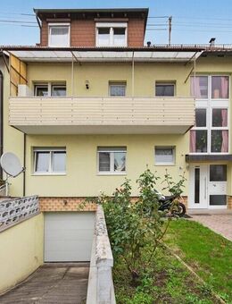 Viel Raum für Ideen: Attraktives Mehrfamilienhaus mit Garten und Werkstatt - Karlsruhe