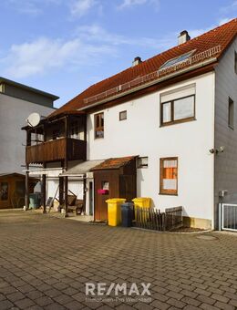 764 m² Grundstück mit 2-Fam.-Haus im Herzen von Weinstadt-Endersbach - Weinstadt