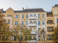 Klassische Altbau-Wohnung in der Bel-Etage - Berlin