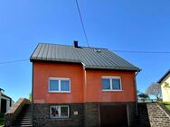 Renoviertes EFH mit Nebengebäuden, 12 kWp PV-Anlage mit Batterie und Garage in ruhiger Lage, in der Nähe des Dreiländereck Deutschland- Luxemburg- Bel - Lützkampen