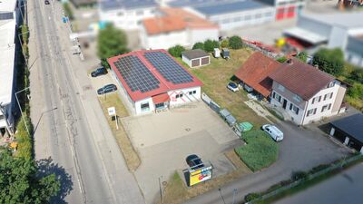 Perfekte Lage für Ihr Unternehmen: Repräsentatives Gewerbeobjekt mit großem Grundstück