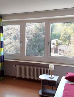 Sehr schöne, helle 1 Zimmer-Wohnung in zentraler Lage von Pforzheim - Pforzheim