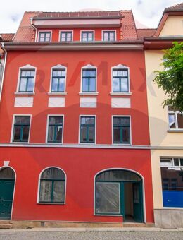 Saniertes Mehrfamilienhaus mit Gewerbeeinheit im Zentrum von Neustadt/Orla als Anlageobjekt - Neustadt (Orla)