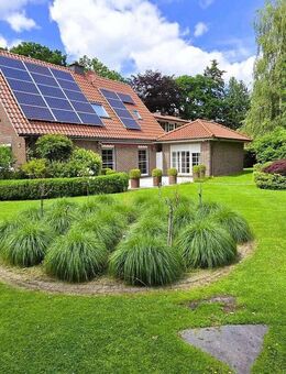 Stilvoll modernisiertes Einfamilienhaus mit parkähnlichem Grundstück in idyllischer Naturlage - Apen