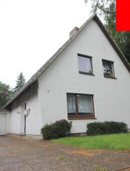 Massives Einfamilienhaus mit tollen Garten - Heide