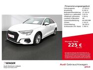 Audi A3, Limousine 35 TFSI Infotainment-Paket, Jahr 2021 - Lübeck