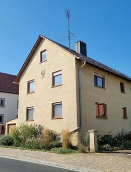 Ehemalige Hofstelle - Wohnhaus - Scheune - Nebengebäude - Streuobstwiese - Solarthermie! - Oberickelsheim