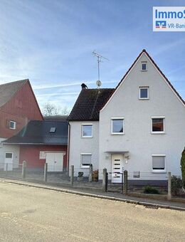 Vielseitig renoviertes Einfamilienhaus mit großem Nebengebäude und Garage. - Lauf (Pegnitz)