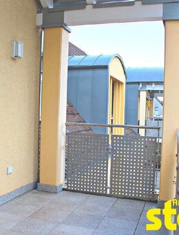 GERÄUMIGE MAISONETTE-WOHNUNG MIT EINBAUKÜCHE UND AUFZUG! - Aschaffenburg