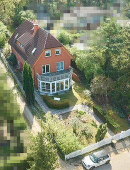 Villa am Waldrand, Kamin, 3 Bäder, 2 Küchen - Berlin