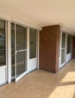 Das besondere Angebot: in ruhiger Innenstadtlage verkaufen wir eine geräumige 4-Zimmer-Eigentumswohnung mit Balkon und Tiefgaragenplatz - Bünde