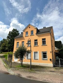 ==Charmantes Reformhaus von 1910, komplett saniert 2021== - Langenwetzendorf