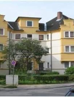 Ihre Zukunft - Ihre Wohnung: individuelle 2,5-Zimmer-Wohnung, renoviert und sofort anmietbar! - Lübeck