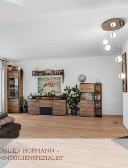 ***Renovierte 4-Zimmer-Wohnung mit Balkon und Blick ins Grüne - stadtnah in Bruckberg*** - Bruckberg (Regierungsbezirk Niederbayern)