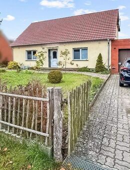 Massives Einfamilienhaus mit Charme im Löwenberger Land - Löwenberger Land