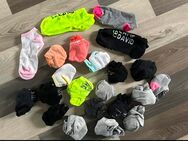 Getragene Socken zu verkaufen - Köln Zentrum