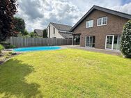 Freistehendes Einfamilienhaus mit Pool und Photovoltaik in ruhiger, zentraler Lage - Erftstadt