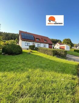 Großzügiges Einfamilienhaus mit viel Platz für Familie, Freizeit und Hobby in traumhafter Lage - Frankenblick