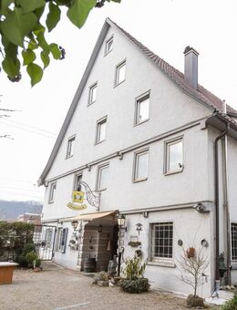 Außergewöhnliches Wohn- und Geschäftshaus mit vielen Möglichkeiten, direkt im Herzen von Plochingen - Plochingen