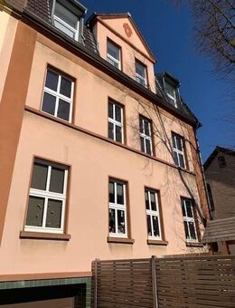 Attraktive, helle Wohnung zentral gelegen für 2-3 Person geeignet ! - Herne