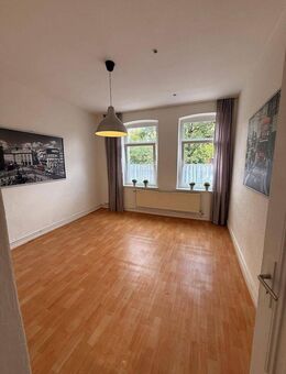 Altbauwohnung in Hannover-Herrenhausen 2(3) Zi., Kü, Bad, Flur, Keller - Faktor auf Wunsch 15,7 - Hannover