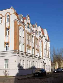 3 Zimmer Dachgeschoß Wohnung in ruhiger Wohnlage - Zeitz