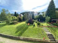 Der Sommer kann kommen: helle Erdgeschosswohnung mit Blick auf den eigenen Garten ab sofort - Lüdenscheid