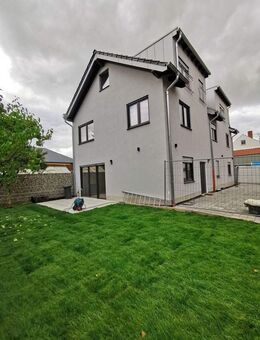 Merzenich - Girbelsrath freistehendes Exclusives Haus incl. Garage 2 Terrassen - Stellplätze - Merzenich