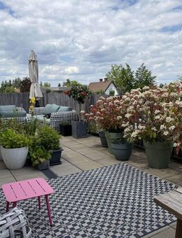 Exklusive Wohnung im Penthouse-Flair Traumhafte Dachterrasse mit Ausblick ins Grüne - Haar