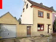 Bremen/Oslebshausen: Familienfreundliche Doppelhaushälfte auf einem großen Grundstück und Garage. - Bremen