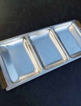 Edelstahl 18/8, Snack-Schale mit 3 Fächern, ca. 38 x 16 cm, Kabarett mit Holzgriffen, made in Denmark, Vintage 3,- - Flensburg