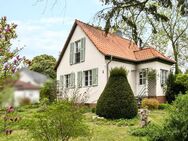 Charmantes Haus mit großem Garten - Hohen Neuendorf