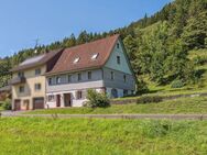 Doppelhaushälfte mit zusätzlichem Grundstück und sehr großer Garage - Sulz (Neckar)