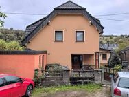 Zweifamilienhaus mit Pkw-Stellplätzen in Mettendorf - Mettendorf