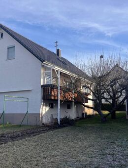 Viel Platz in ruhiger Lage - EFH mit 8 Zimmer, Garten und Garagen - Denkingen