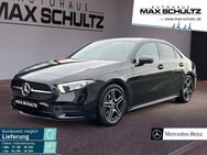 Mercedes A 200, Limousine AMG NIGHT AMBI, Jahr 2022 - Erfurt