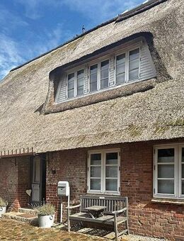 Schöner Wohnen unter Reet! Modernisierter u. hochwertig ausgestatteter Reetdachhausteil nahe HH - Horst (Holstein)