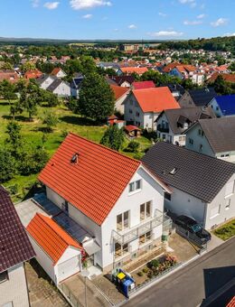 Attraktives Einfamilienhaus mit Garten und Garage in bester Wohnlage von Lich Kernstadt - Lich