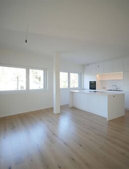 Neuwertige 3-ZKB ETW mit Balkon, EBK, Stellplatz - Saarbrücken