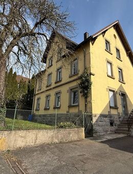Modernisierte 4-Zimmer-Wohnung im Stadtzentrum in Crailsheim zum mieten sofort frei! - Crailsheim