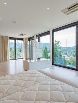 LUXURIÖSE 5-ZIMMER-MAISONETT IM MODERNEN NEUBAU MIT TIEFGARAGENSTELLPLÄTZEN - Baden-Baden