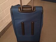 Neuwertige Reisetasche m Rollen-Telescopgriff-Farbe:-blau - Laatzen