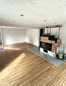 Modernisiertes Wohnhaus mit Charme - großzügiges Grundstück und Ausbaureserve - Bad Überkingen