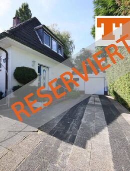 TT bietet an: Idyllisches Einfamilienhaus mit Gartenparadies in Schortens-Middelsfähr! - Schortens