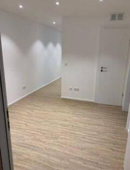 N-Rennweg (U-Bahn): Aufwendig grundsanierte Drei-Zimmerwohnung in ruhiger Lage! - Nürnberg