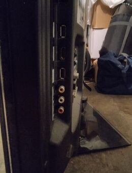 Samsung TV Gerät für schmalen Taler - Rathenow