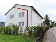 Hier gibt es nichts mehr zu tun! Einziehen u. den Ausblick genießen: Zweifamilienhaus in Mallersdorf - Mallersdorf-Pfaffenberg