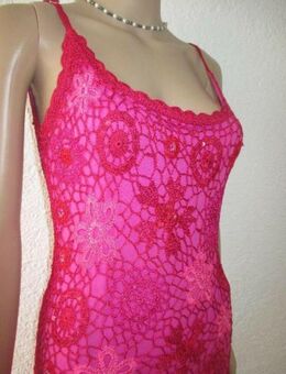 NEU * Edel * Glitzer * Pailletten * Blumen * Blüten * Flower * Stickerei * Häckel * Bodycon * asymmetrisch * Spaghetti- Träger * KLEID "NICOWA" Gr. 36- 38/ S * pink * - Riedlingen