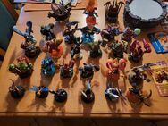 Skylander mit 27 Spielfiguren Konvolut mit Portal - Hambergen