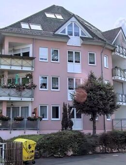 2-Raum mit Balkon und Fahrstuhl - Lichtenstein (Sachsen)